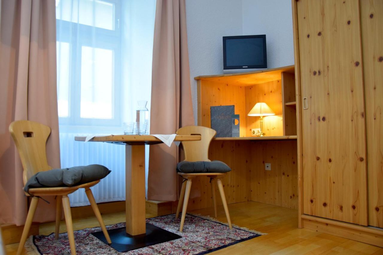 Rathskeller Weitra Hotell Eksteriør bilde