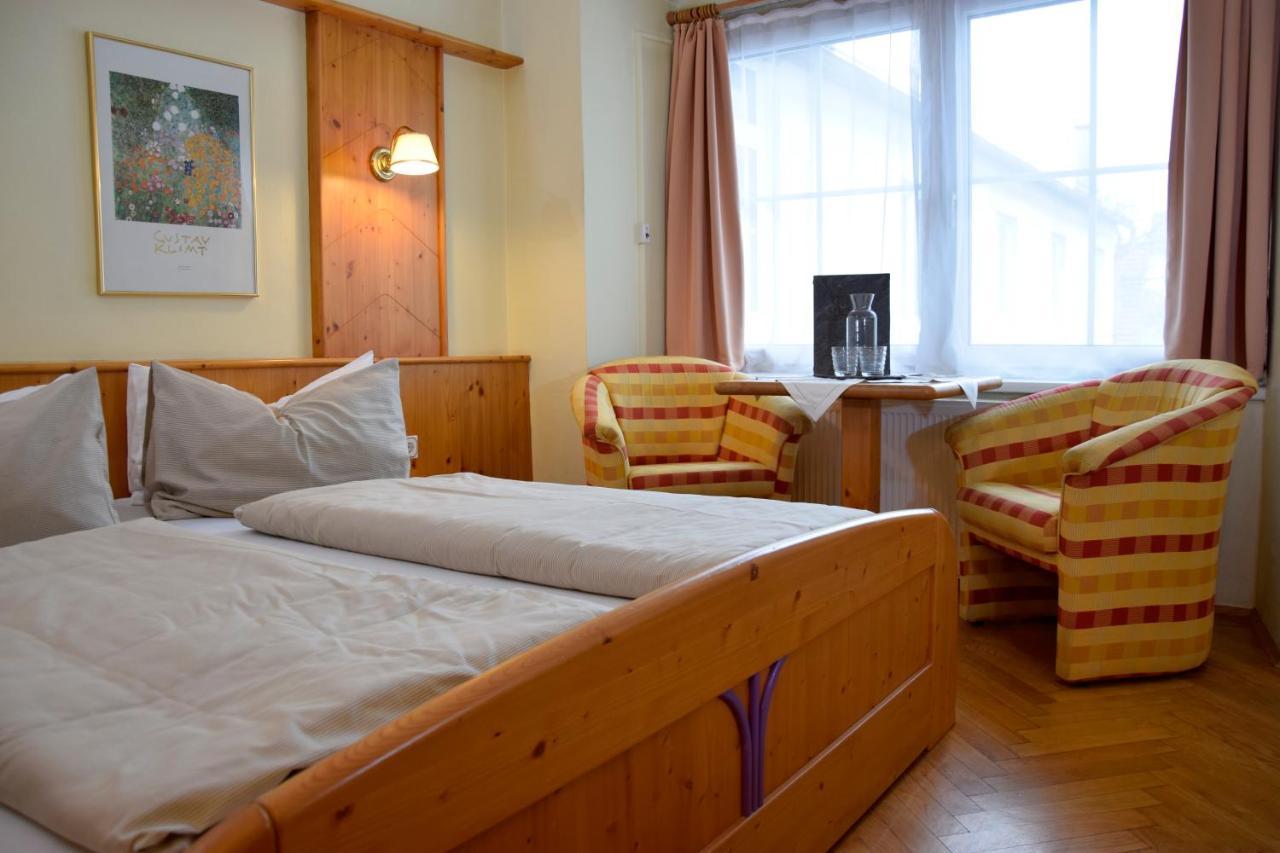 Rathskeller Weitra Hotell Eksteriør bilde