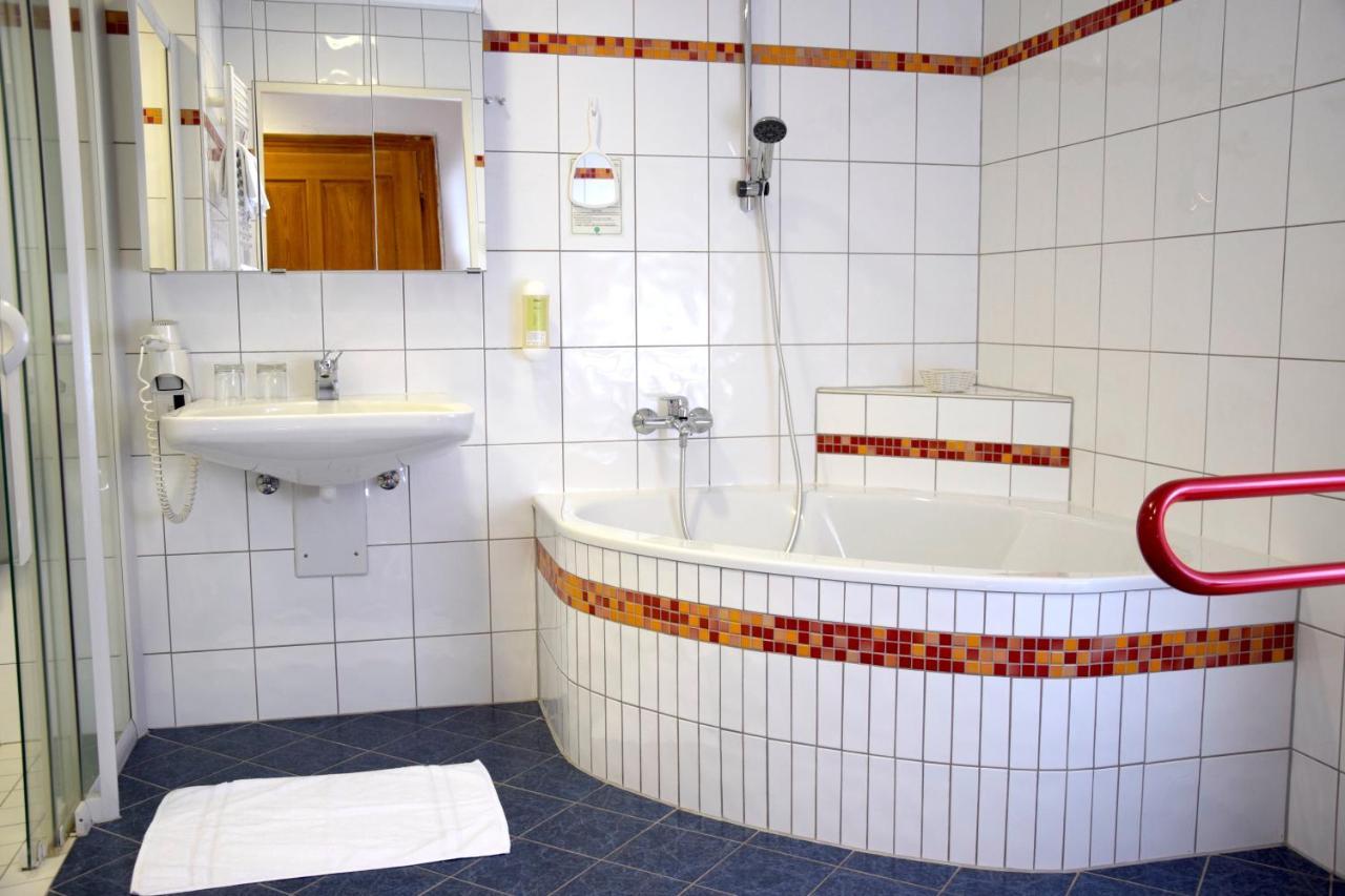 Rathskeller Weitra Hotell Eksteriør bilde